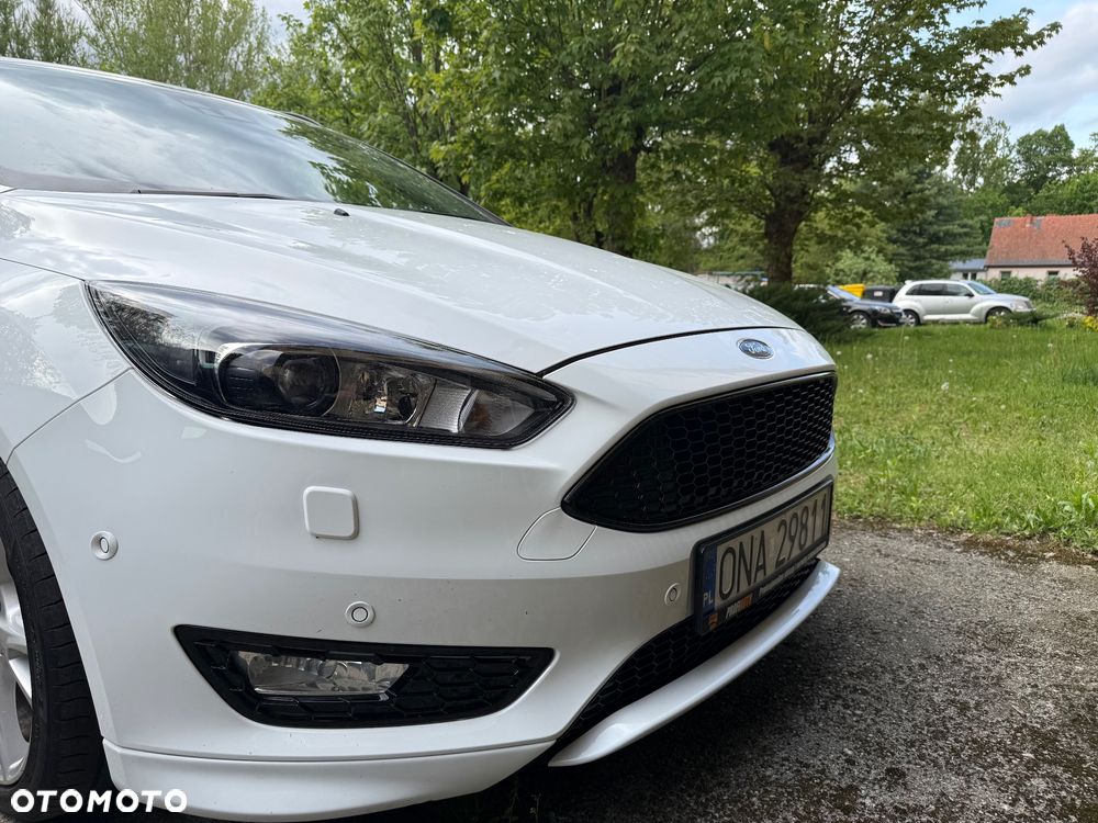 Ford Focus 1.5 EcoBoost Start-Stopp-System ST-LINE - 7