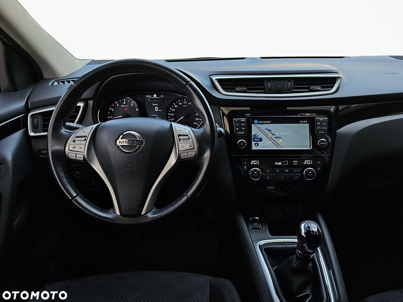 Nissan Qashqai - 12