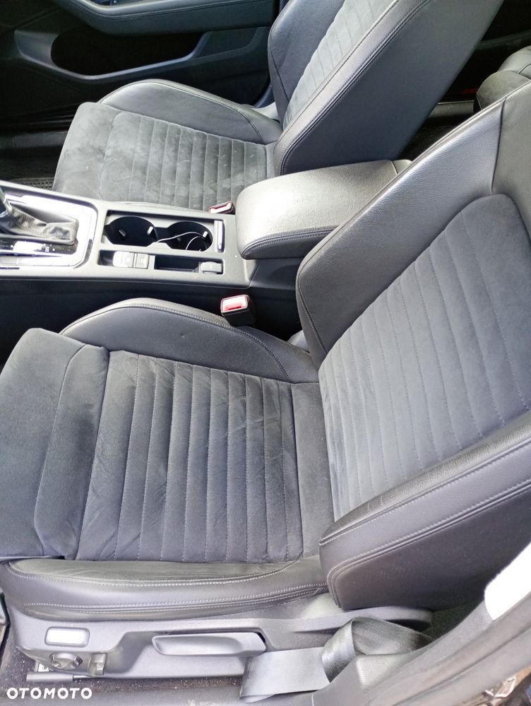 Volkswagen Passat 2.0 TDI SCR DSG Highline - 8