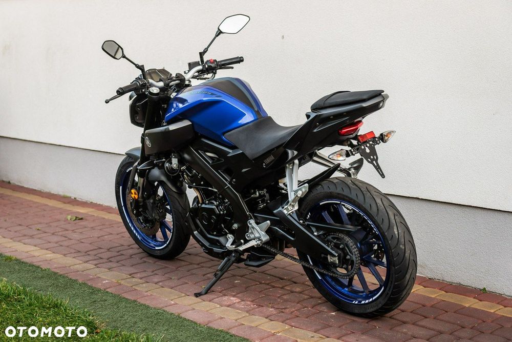 Yamaha MT - 4