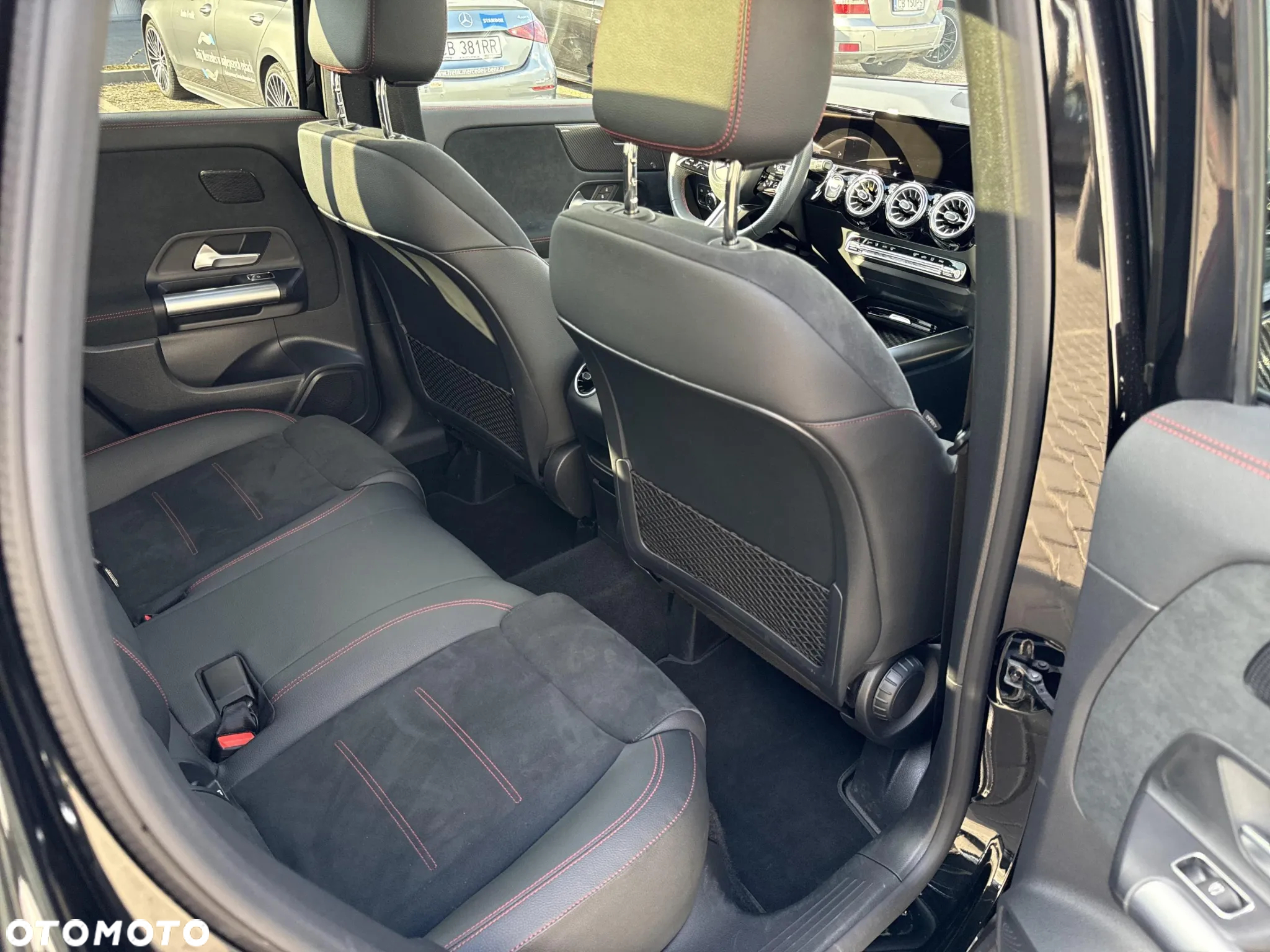 Mercedes-Benz GLA 200 d 4-Matic AMG Line 8G-DCT - 18