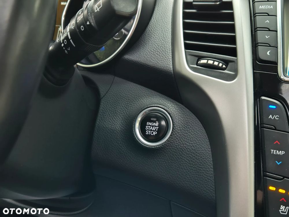 Hyundai i30 blue Kombi 1.6 CRDi DCT Premium - 35