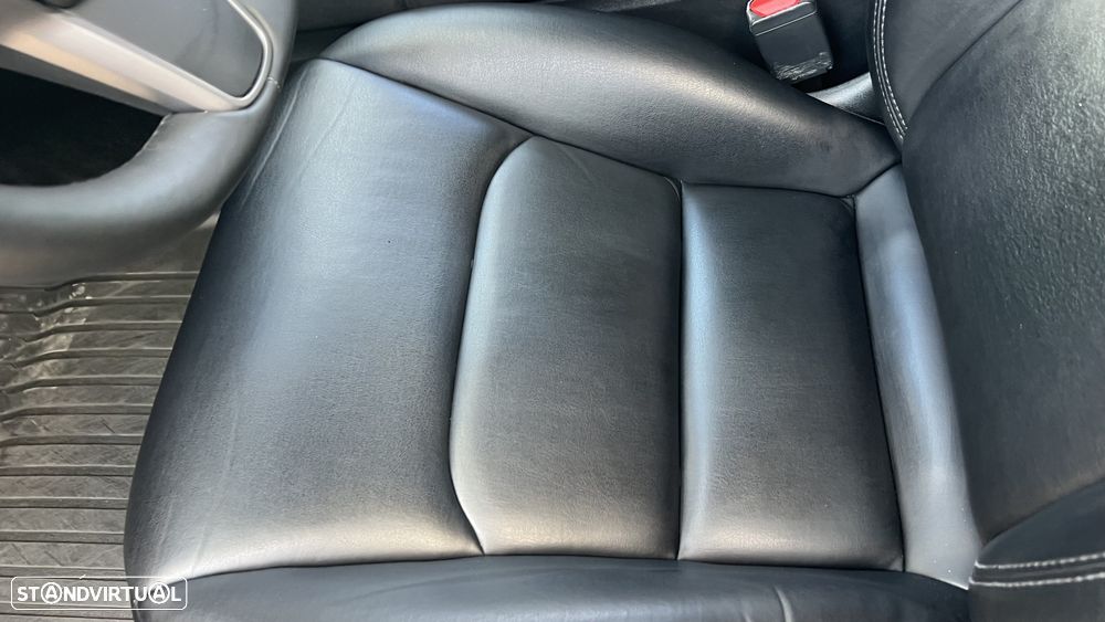 Tesla Model 3 Long-Range Dual Motor AWD - 44