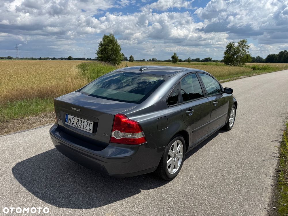Volvo S40 2.4i - 3