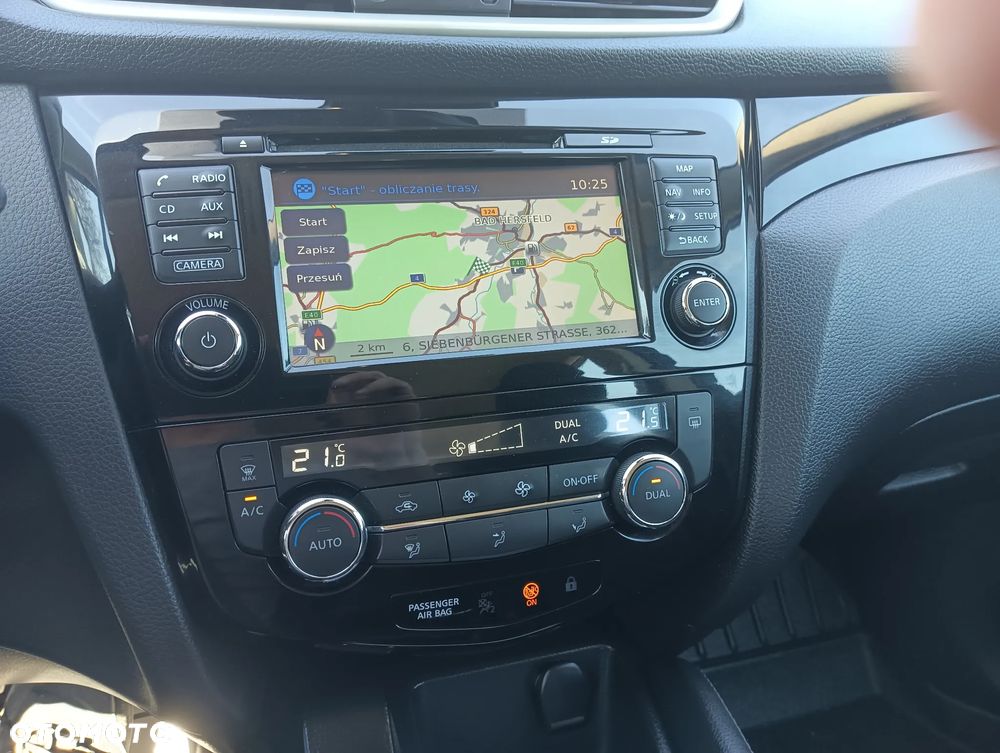 Nissan Qashqai 1.2 DIG-T N-Vision - 31
