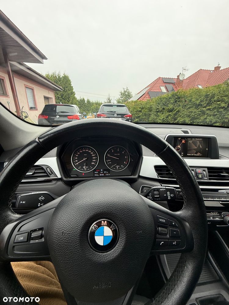 BMW X1 xDrive18d - 3