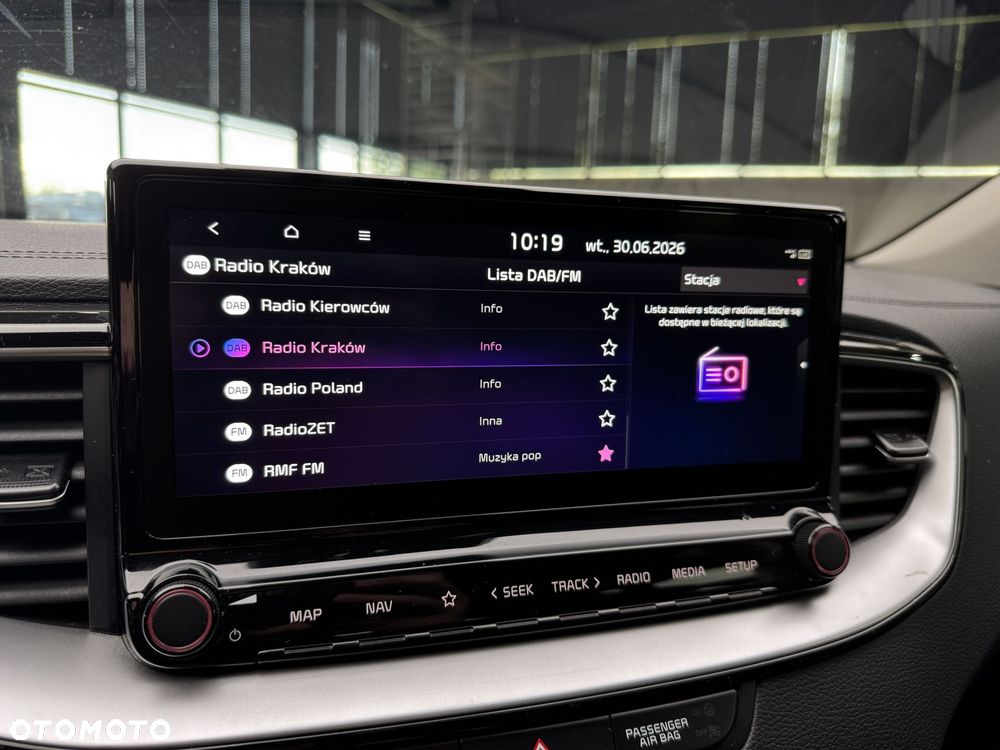 Kia Ceed 1.6 GDI PHEV L Business Line DCT - 32
