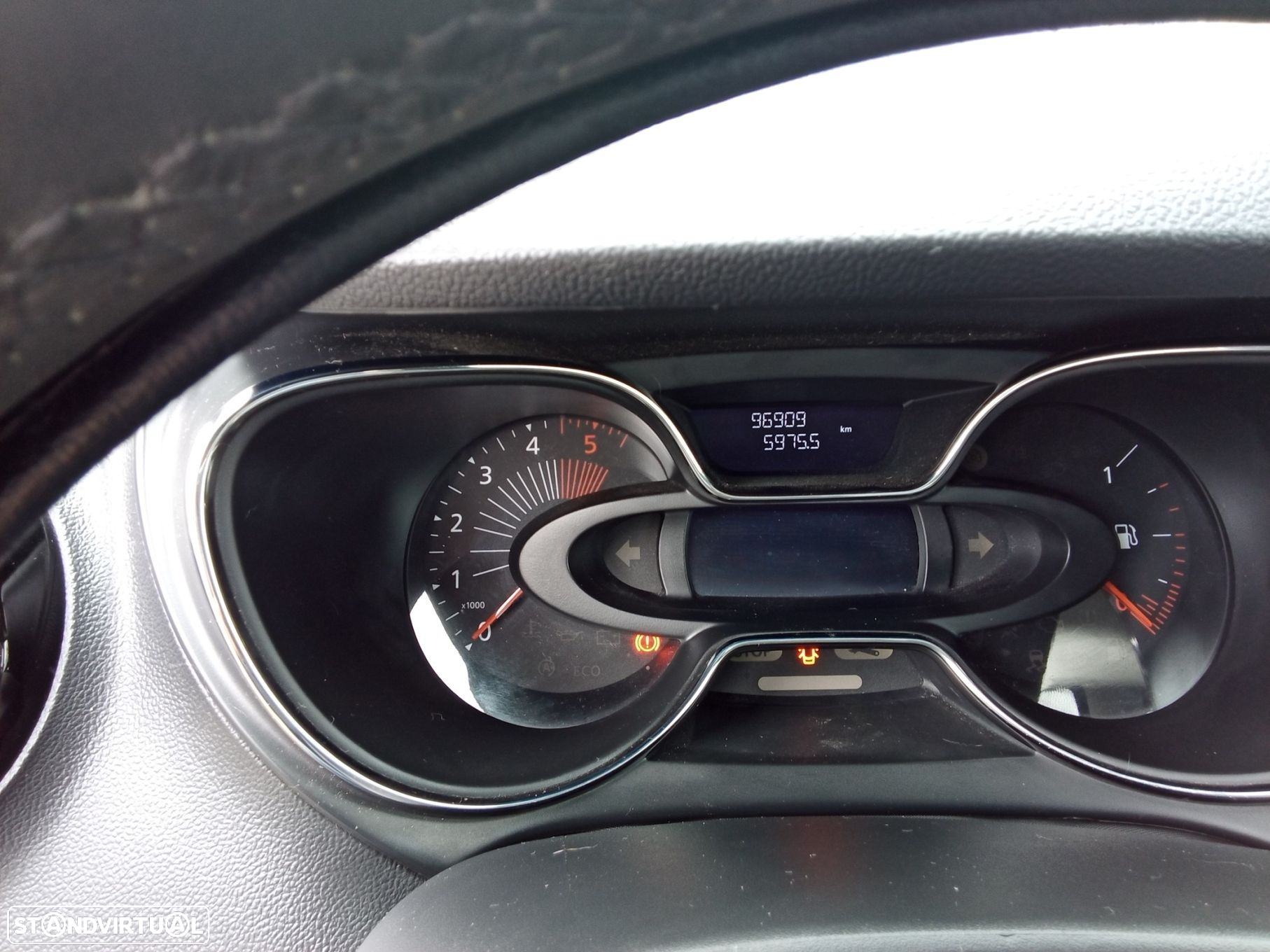 Renault Captur 1.5 dCi - 11