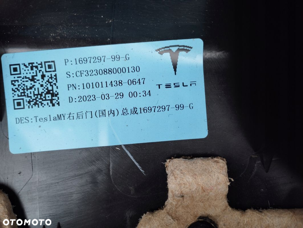 Tapicerka drzwi boczek prawy tył Tesla Y - 7