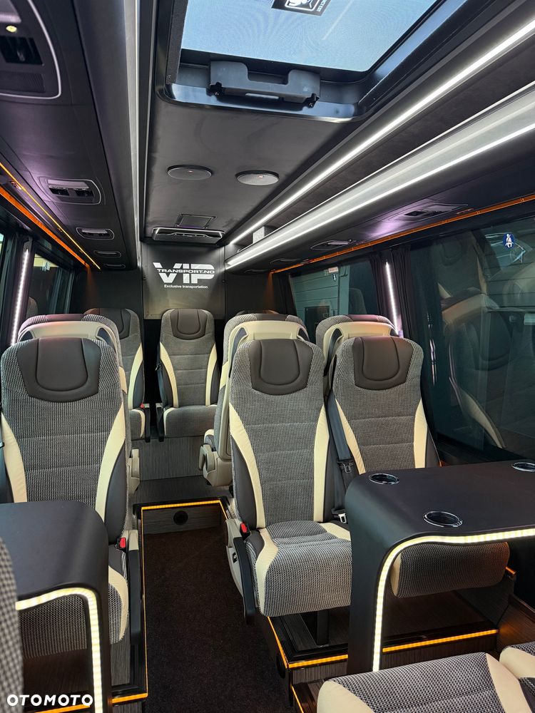 Mercedes-Benz Sprinter 519 - 33