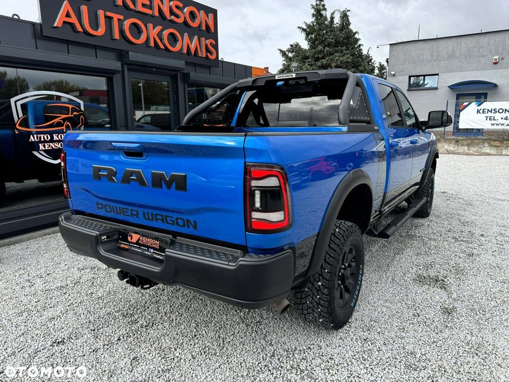 RAM 2500 - 4