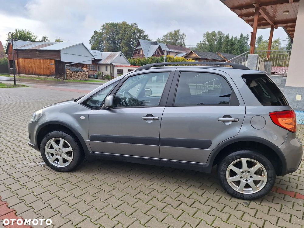 Suzuki SX4 1.6 GS / Premium 4WD - 28