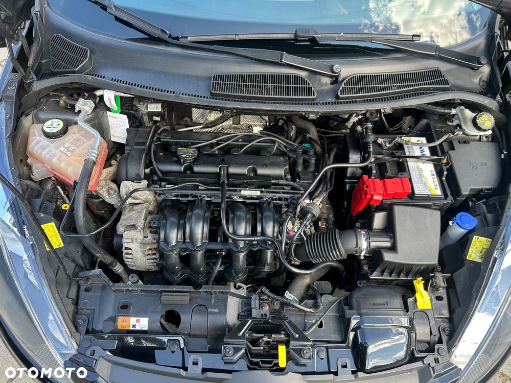 Ford Fiesta 1.25 Champions Edition - 27