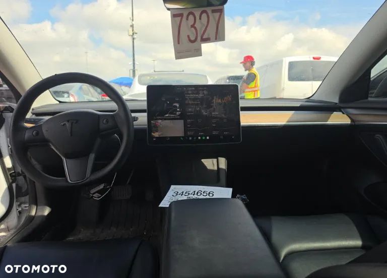 Tesla Model 3 Long Range AWD - 11