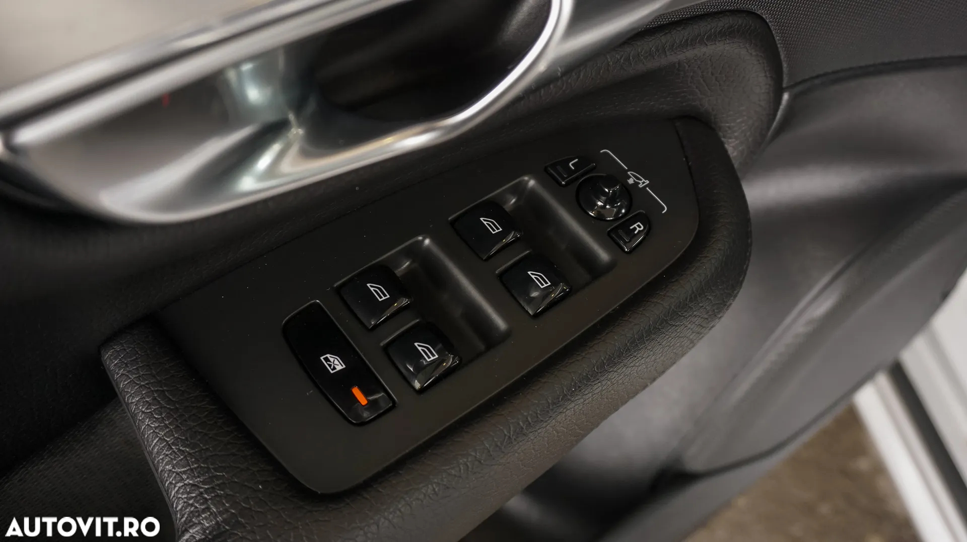 Volvo XC 90 D5 AWD Geartronic RDesign - 22