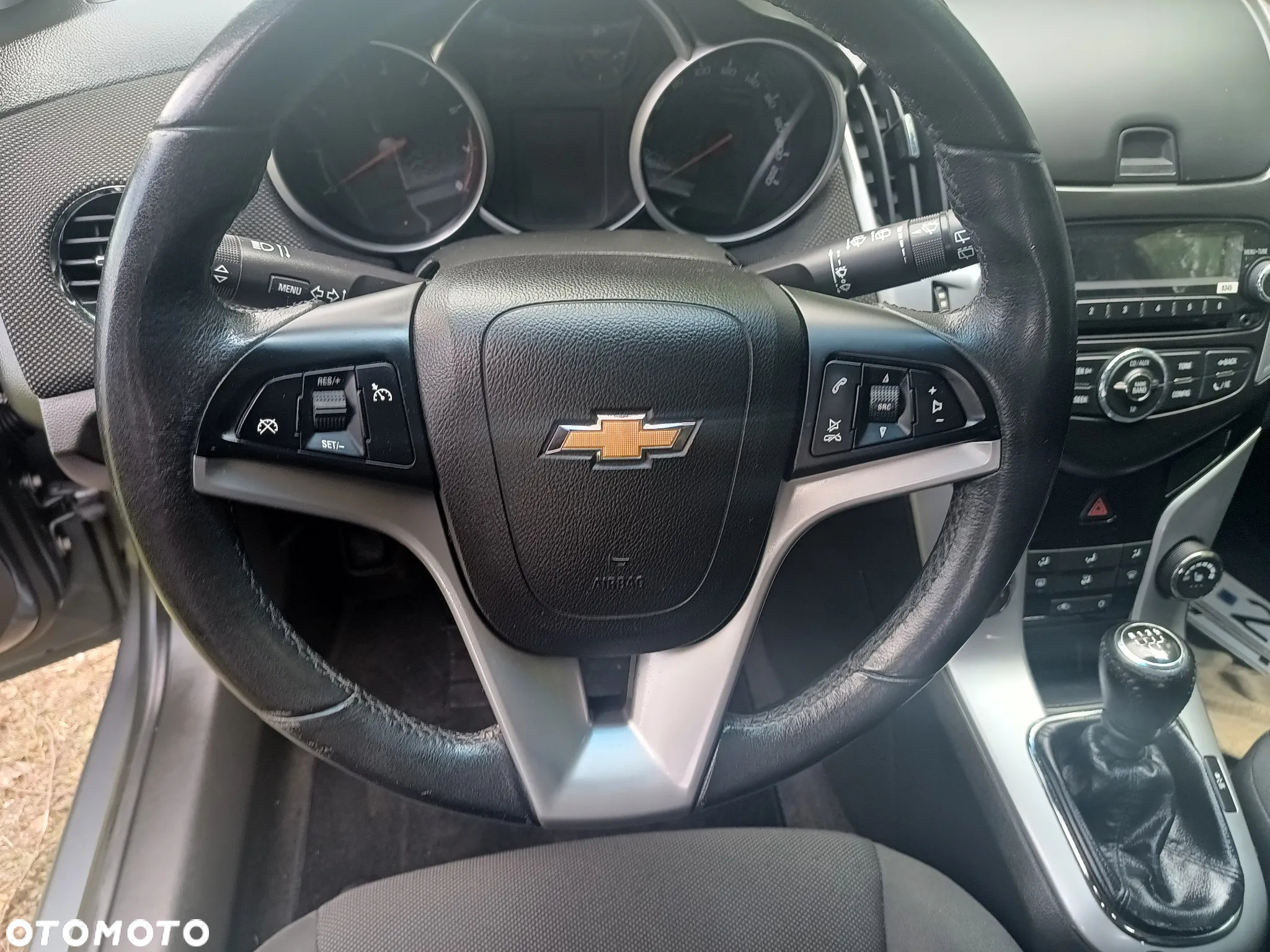 Chevrolet Cruze 1.6 LT+ - 12
