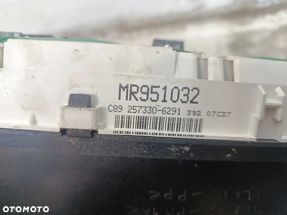 Licznik zegary Mitsubishi pajero Pinin 1.8 - 3