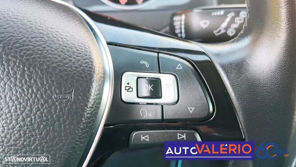 VW Golf Variant 1.6 TDi Confortline DSG - 18