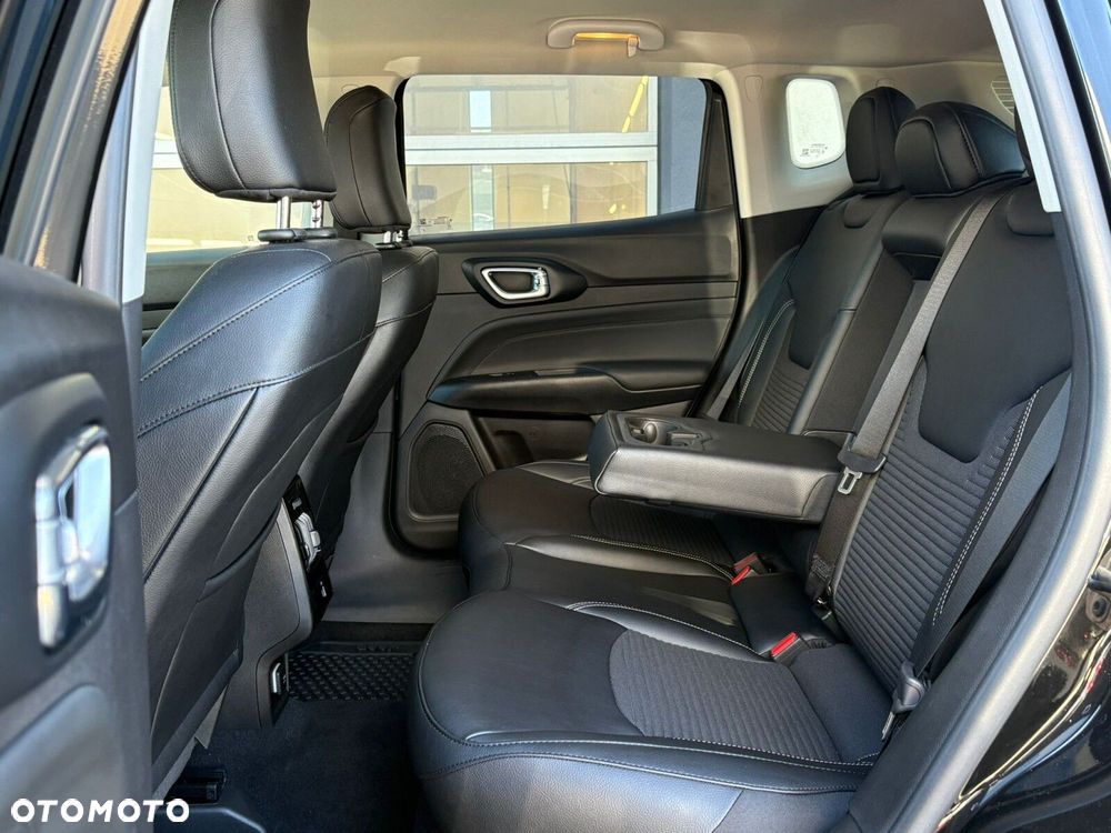 Jeep Compass 1.5 T4 mHEV Limited FWD S&S DCT - 12