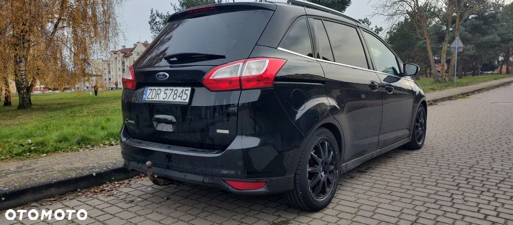 Ford Grand C-MAX - 9