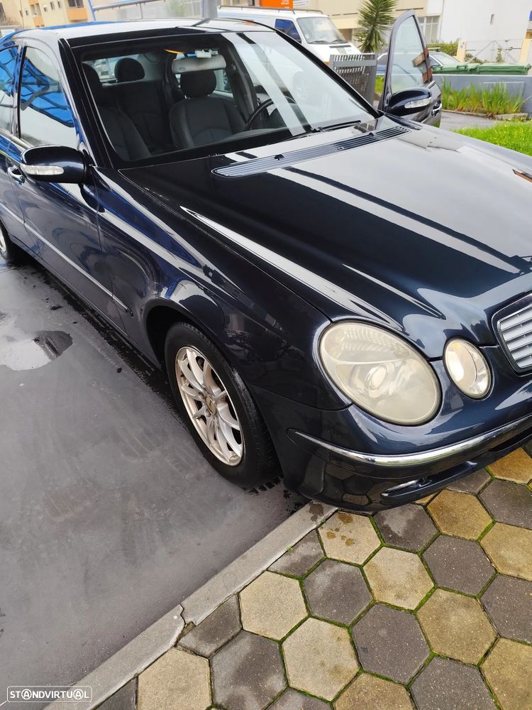 Mercedes-Benz E 220 CDI Auto Elegance - 12