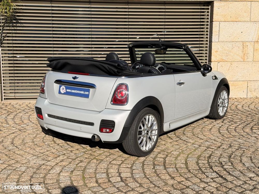 MINI Cabrio Cooper D - 17