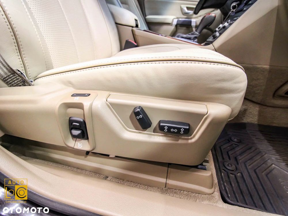 Volvo XC 90 D5 AWD Summum - 24