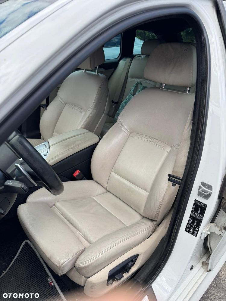 BMW Seria 5 525d xDrive Luxury Line - 12