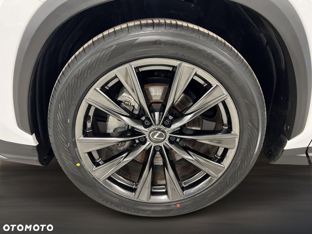 Lexus NX 350h F Sport AWD - 22
