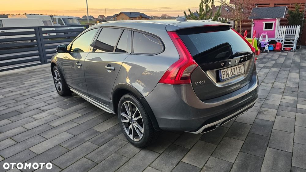 Volvo V60 D4 AWD Drive-E Summum - 6