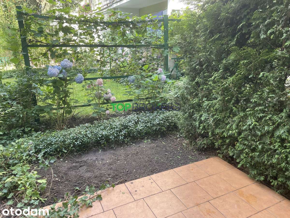 Przestronne dwa pokoje z ogródkiem na Ursynowie