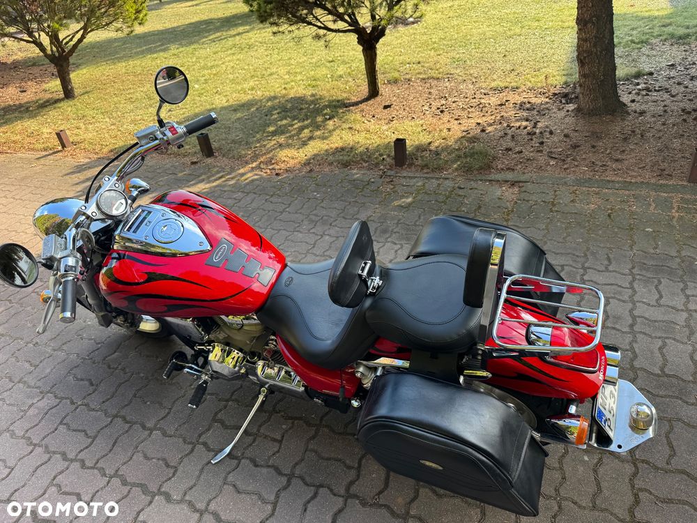Honda VTX - 8