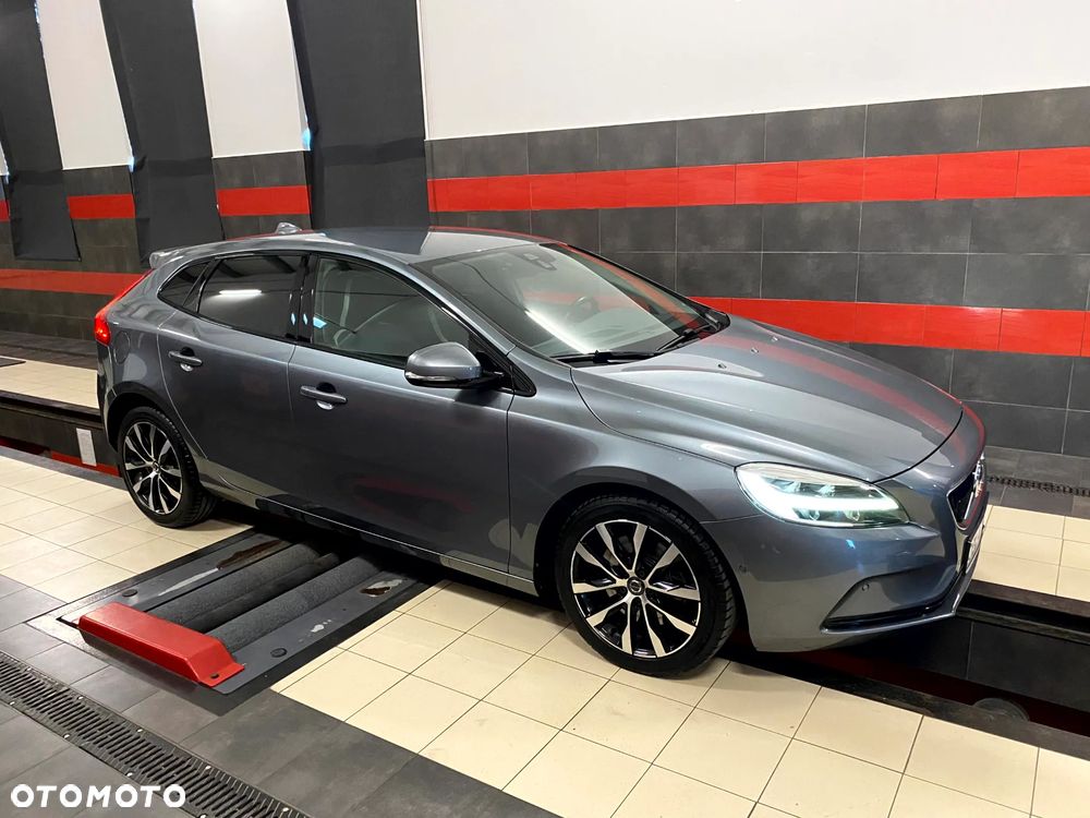 Volvo V40 D3 Drive-E Momentum - 8