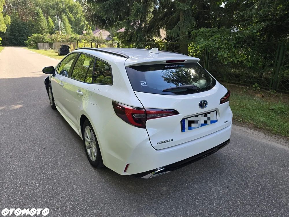 Toyota Corolla 1.8 Hybrid Comfort - 9