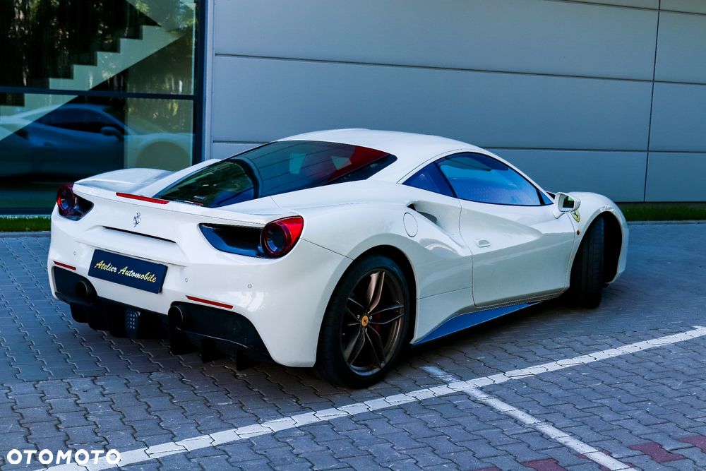 Ferrari 488 - 3