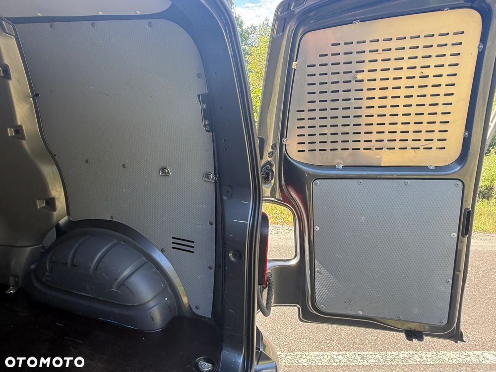 Volkswagen Transporter L1H1 - 10