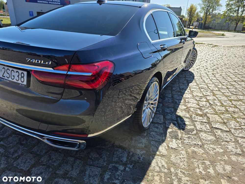 BMW Seria 7 740Ld xDrive - 11