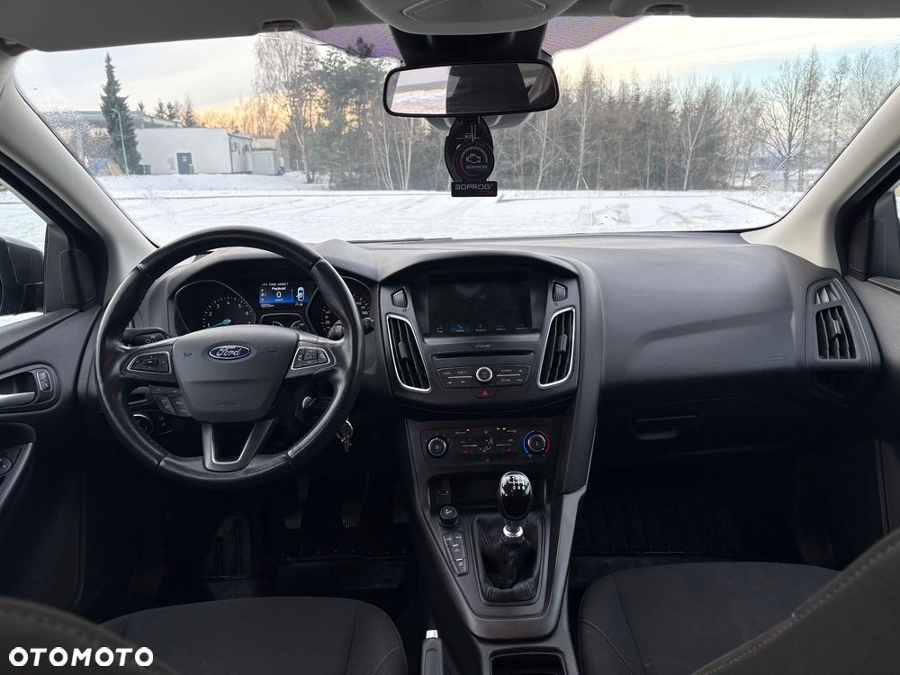 Ford Focus 1.0 EcoBoost SYNC Edition ASS - 10