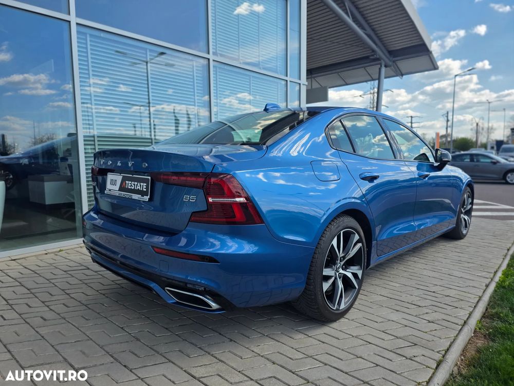 Volvo S60 B4 MHEV AT Plus Dark - 7