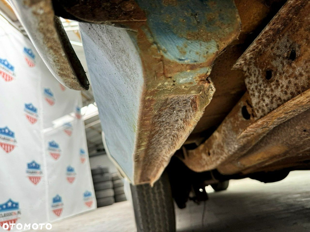 Ford Inny - 20