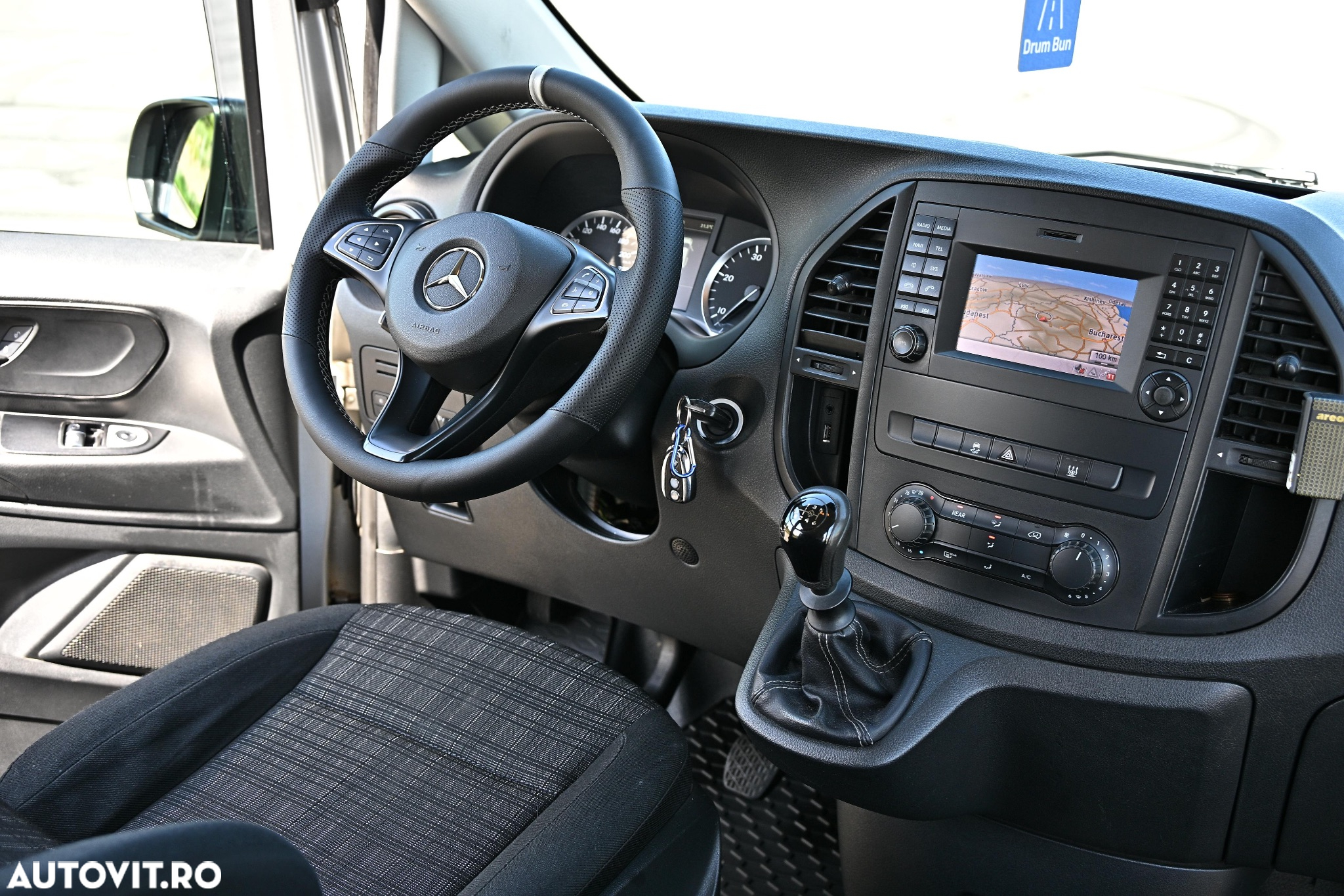 Mercedes-Benz Vito 116 CDI (BlueTEC) Tourer Lang PRO - 11