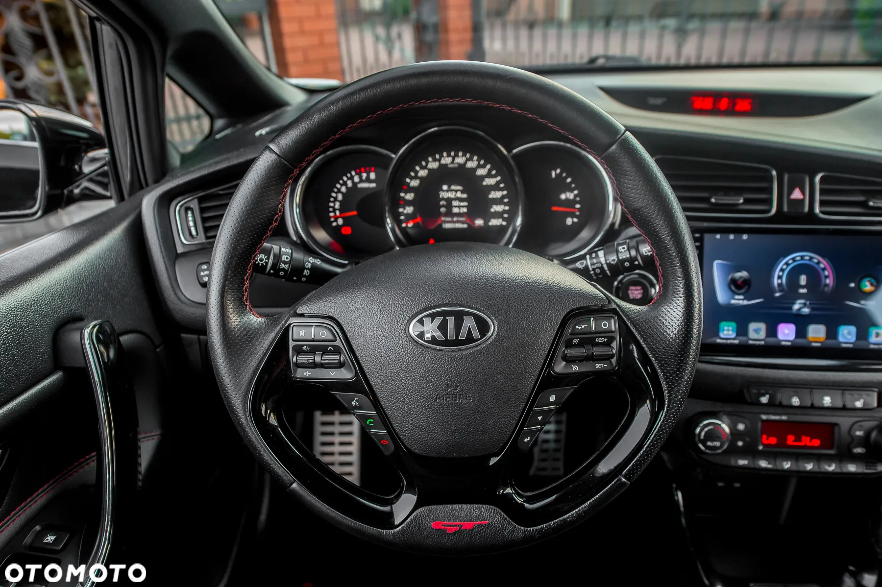 Kia Ceed 1.6 T-GDI GT - 22