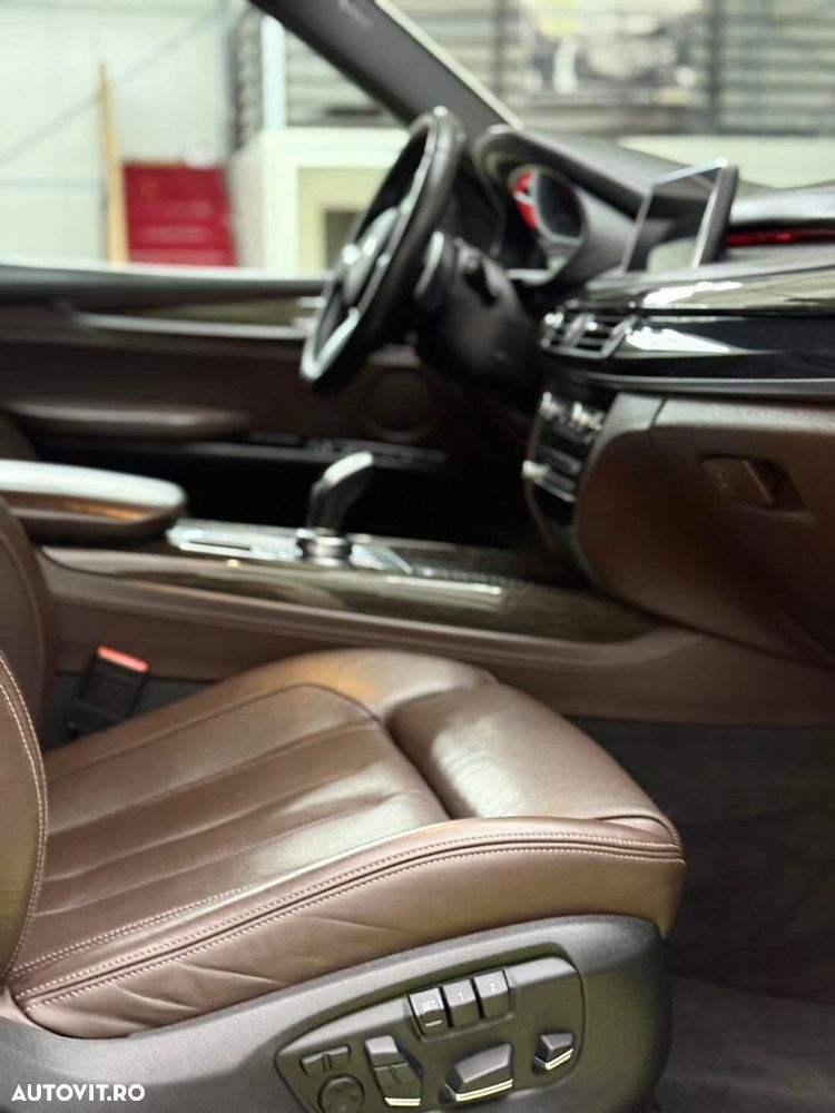 BMW X5 xDrive30d - 16