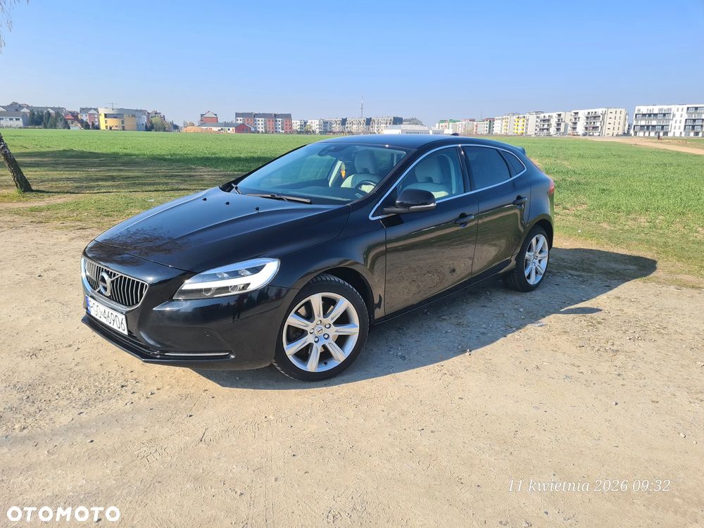 Volvo V40 D3 Inscription - 16