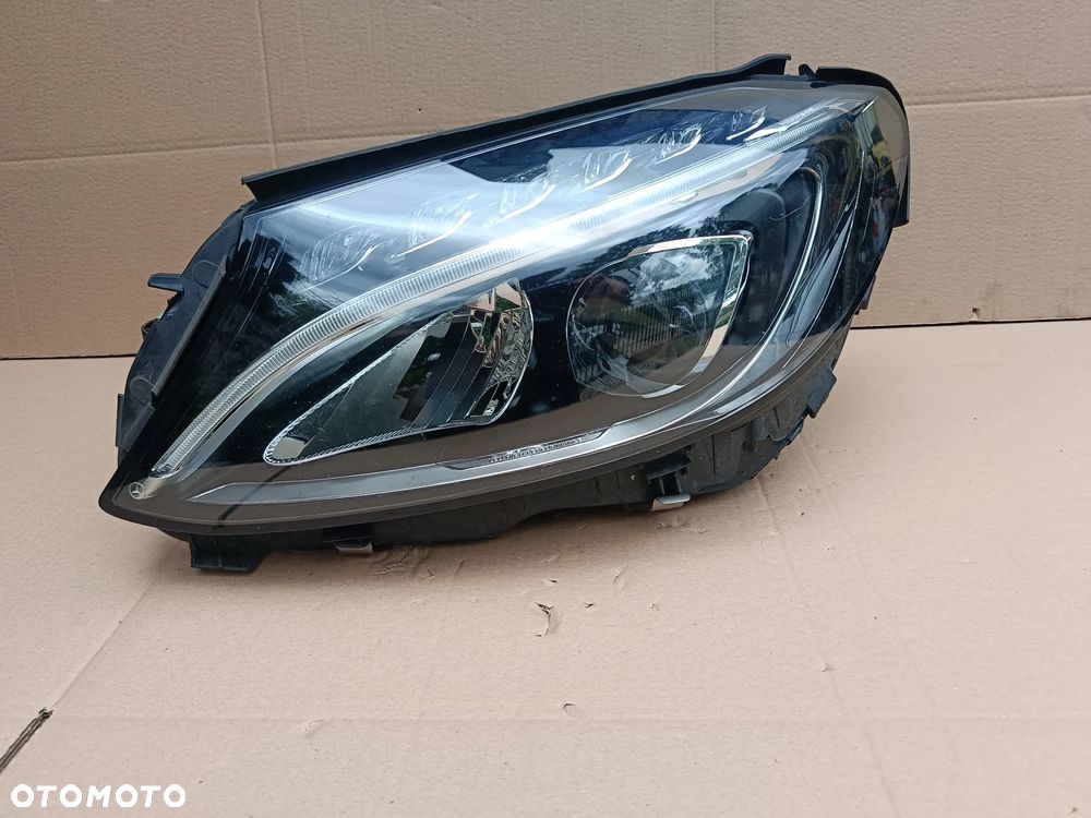 Full Led lewy Mercedes C klasa C-klasa W205 lampa lewa A2059062504 - 1