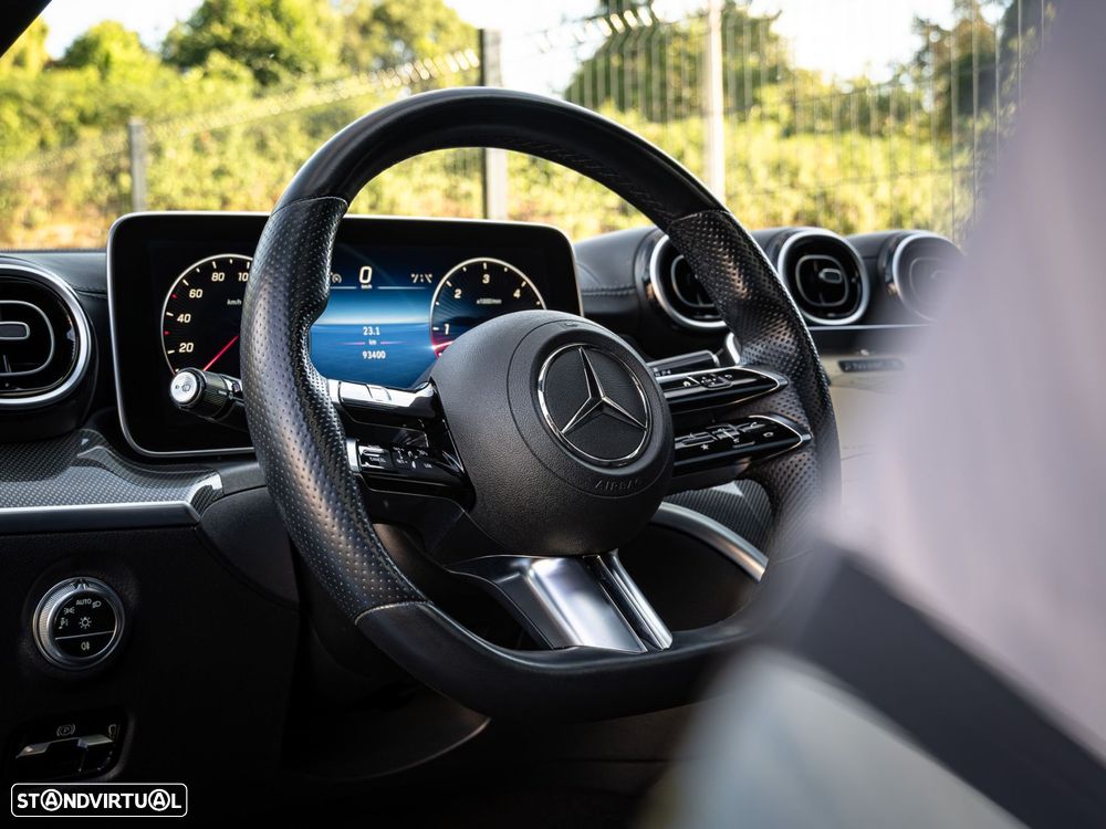 Mercedes-Benz C 300 d AMG Line - 13