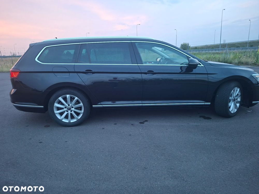Volkswagen Passat 2.0 TDI EVO Elegance DSG - 32