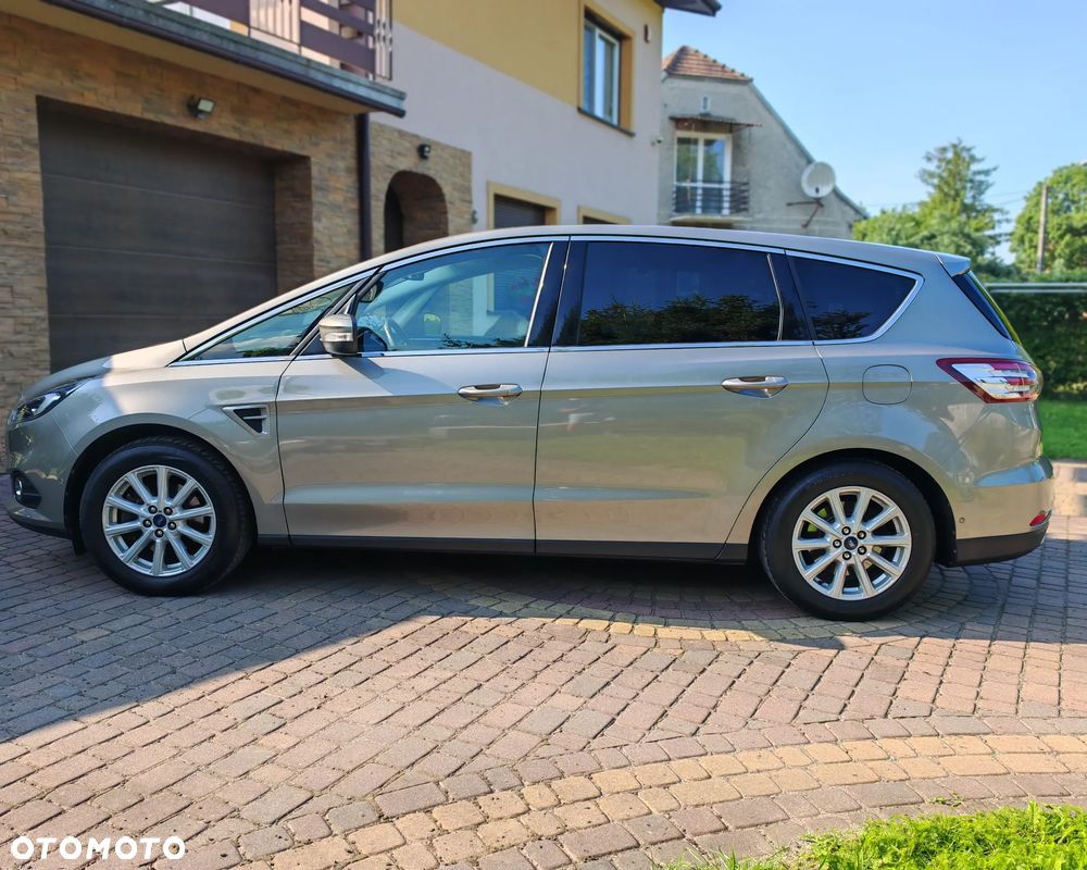Ford S-Max 1.5 EcoBoost Titanium - 4