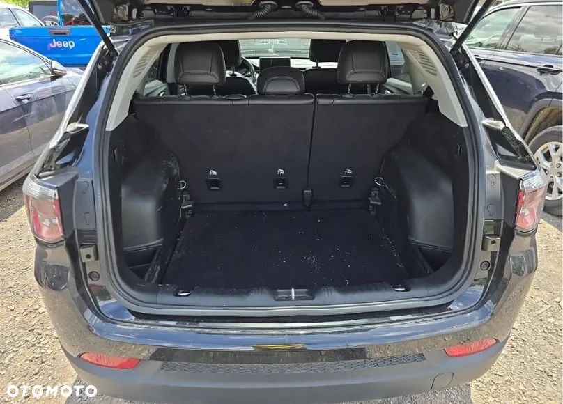 Jeep Compass - 13