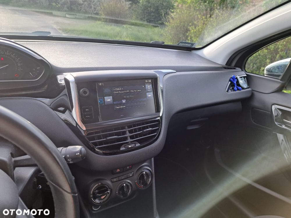 Peugeot 208 82 VTI Active - 19